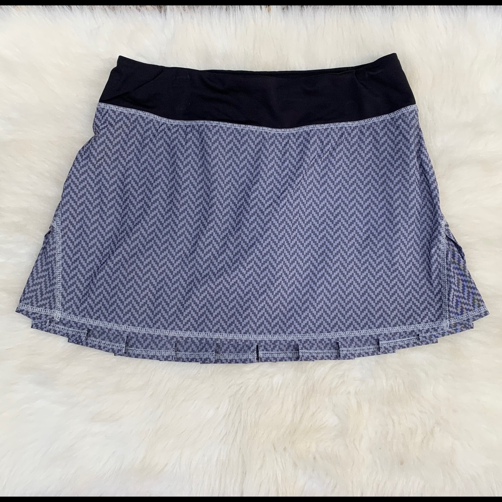 Lululemon pattern skirt